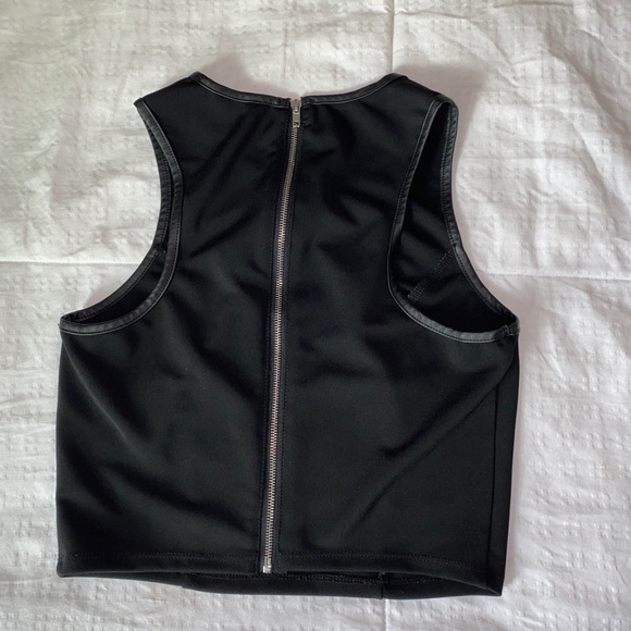 Small - Picture 3 of 6